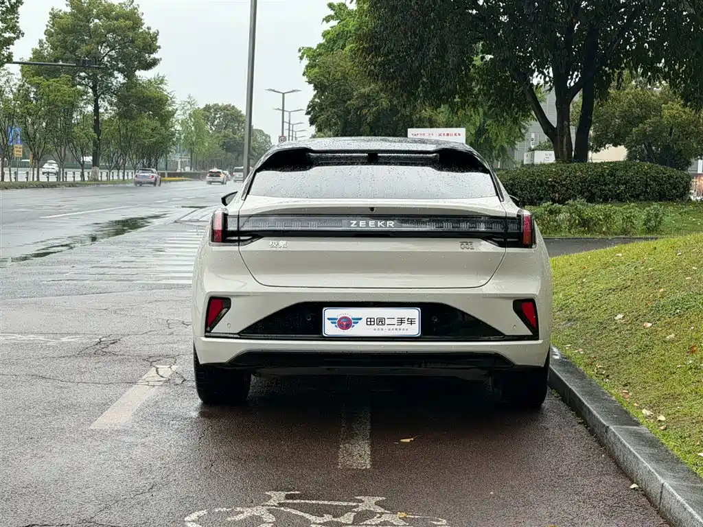 ZEEKR EXTREME KRYPTON 001