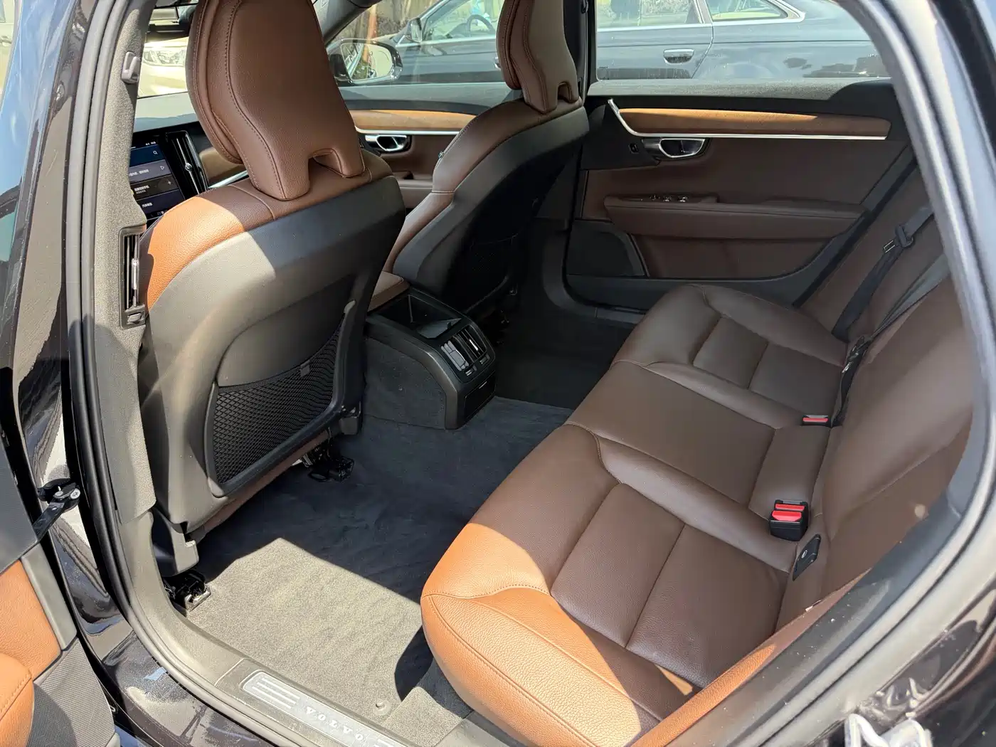 Volvo S90 2021 B5 Elegance Luxury Edition фото 8