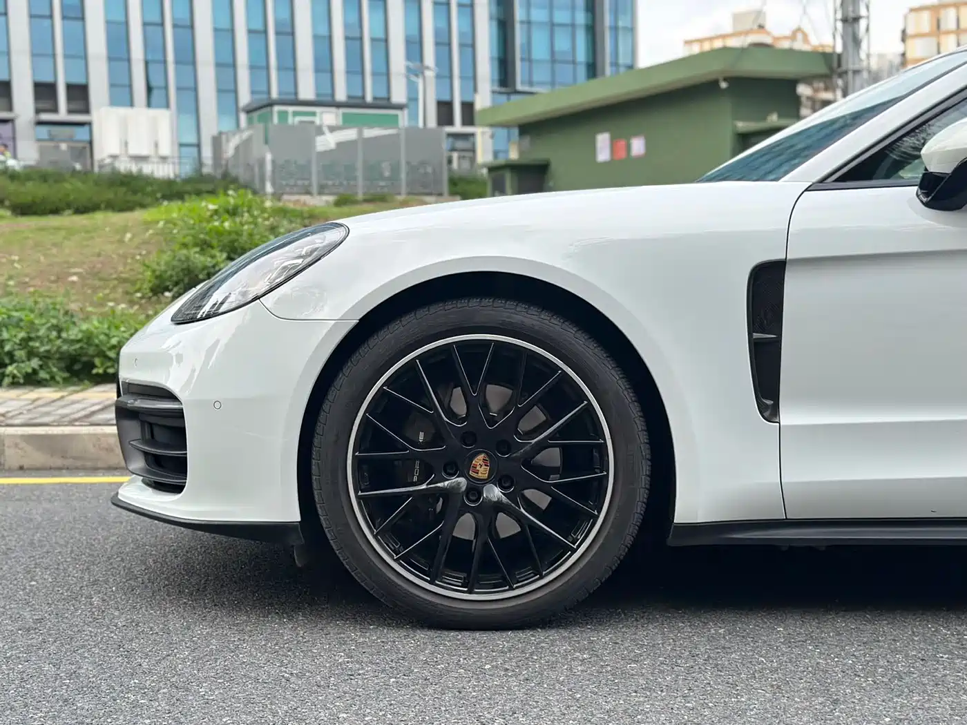 Porsche Panamera 2021 Model Panamera 2.9T фото 5