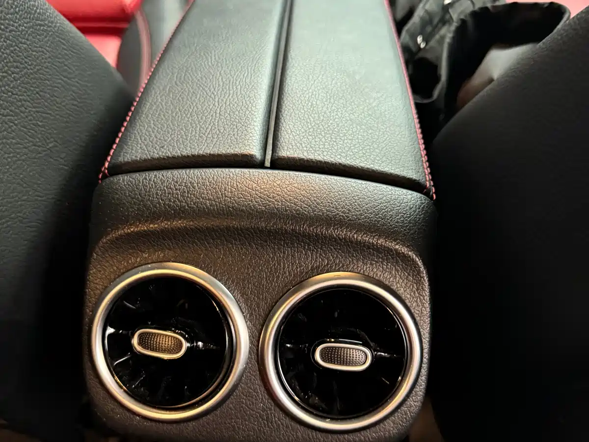 Mercedes-Benz A-Class AMG 2021 AMG A 35 L 4MATIC Blazing Night Special Edition фото 8