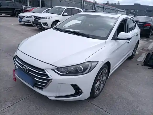 Hyundai Elantra 2019
