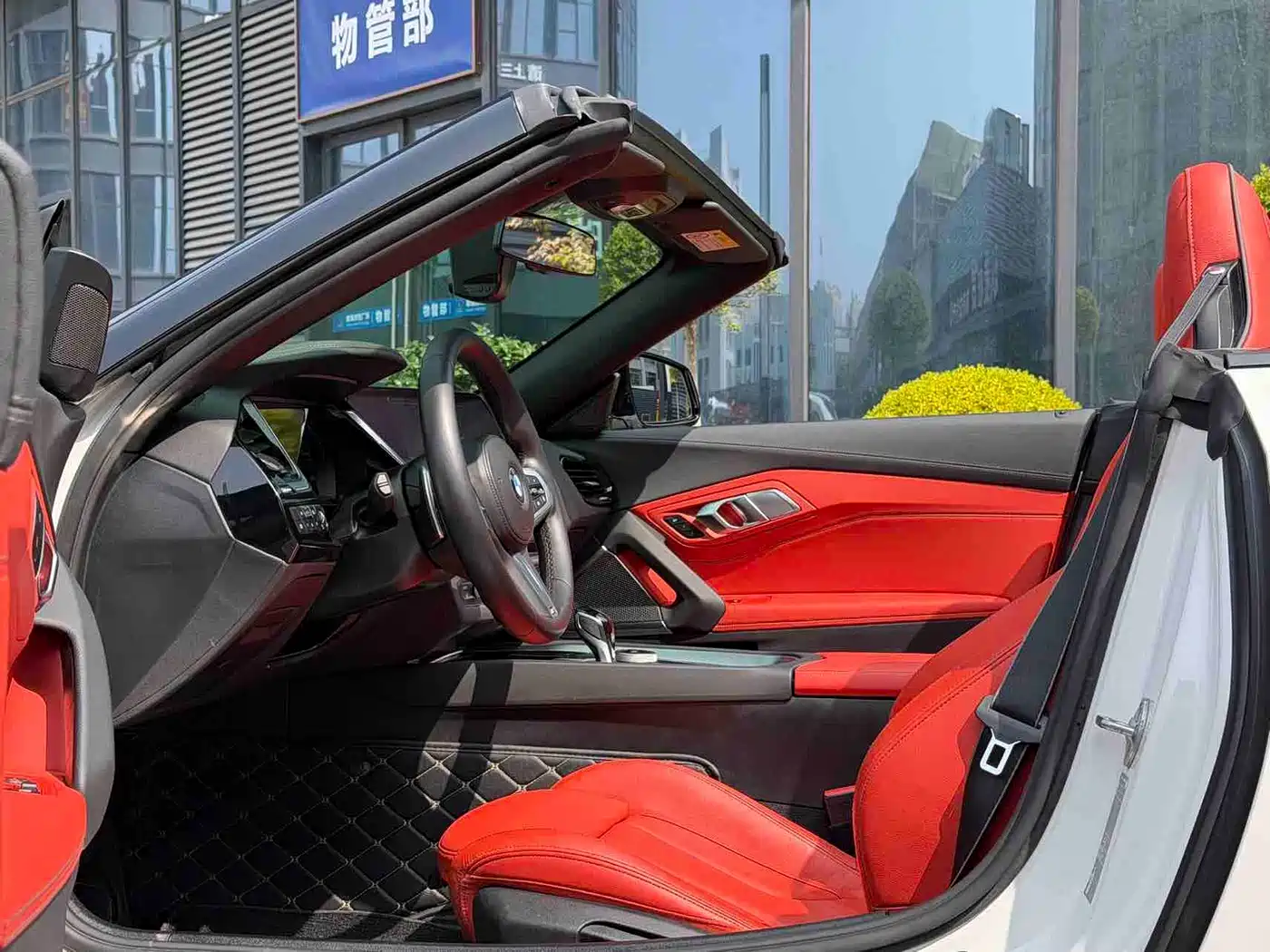 BMW Z4 2023 sDrive 25i M Sport Package фото 6