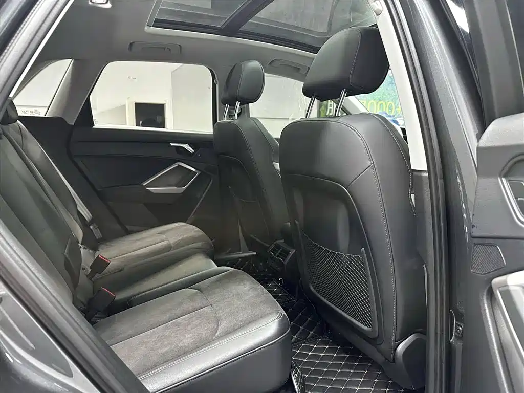 Audi Q3 2022 35 TFSI Fashion Dynamic фото 17
