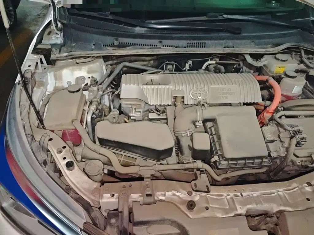 Фото 20 - Toyota Corolla