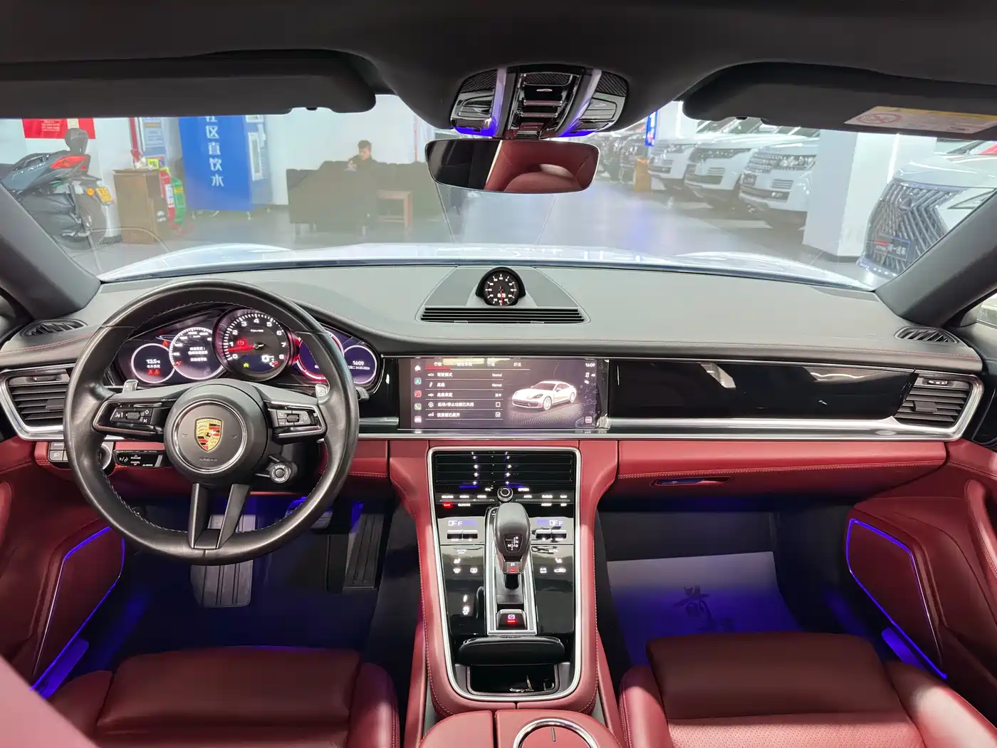 Porsche Panamera 2023 Panamera Executive Long Wheelbase 2.9T фото 11