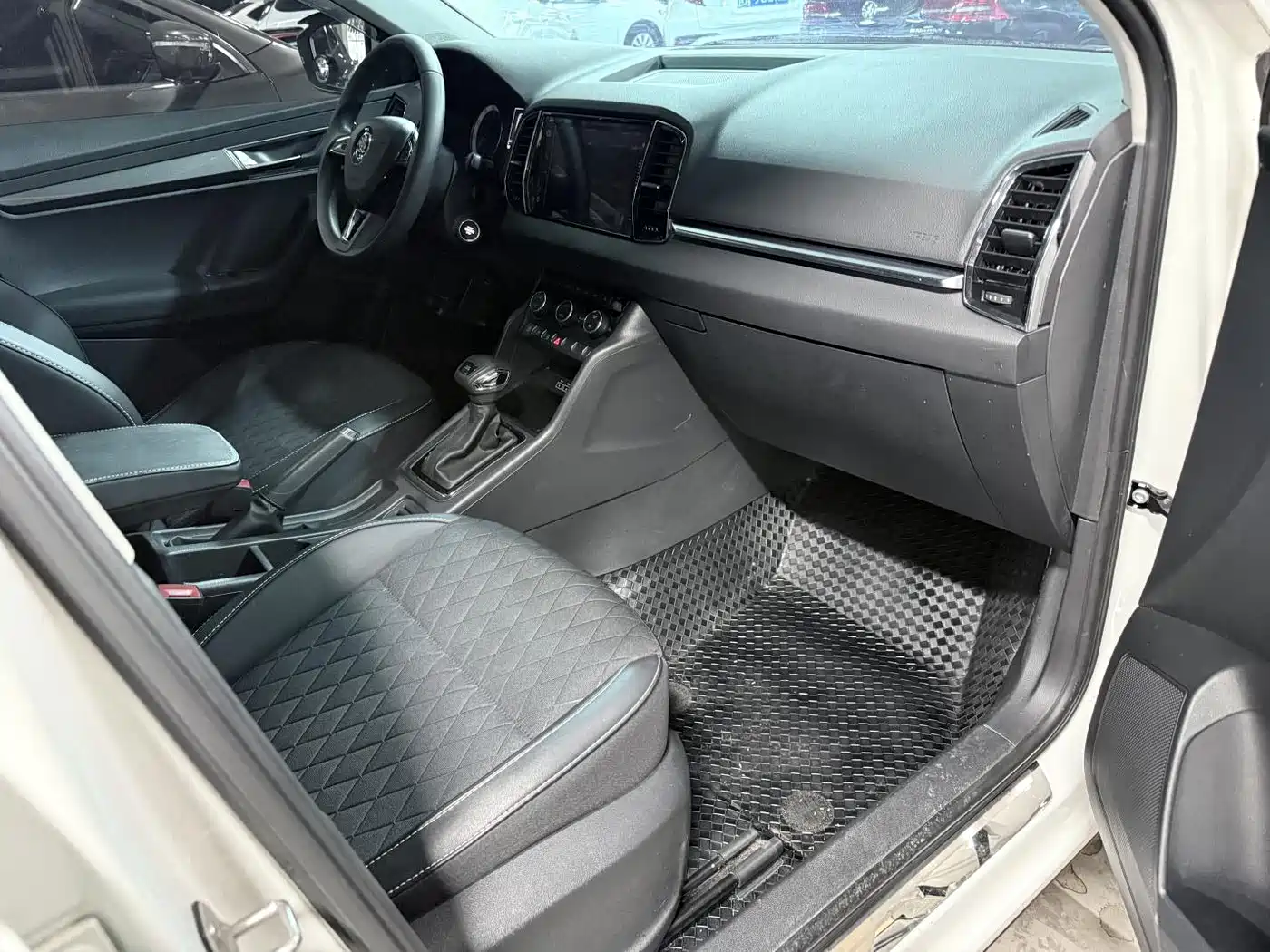Škoda Karoq 2018 TSI280 Luxury Edition China V фото 17