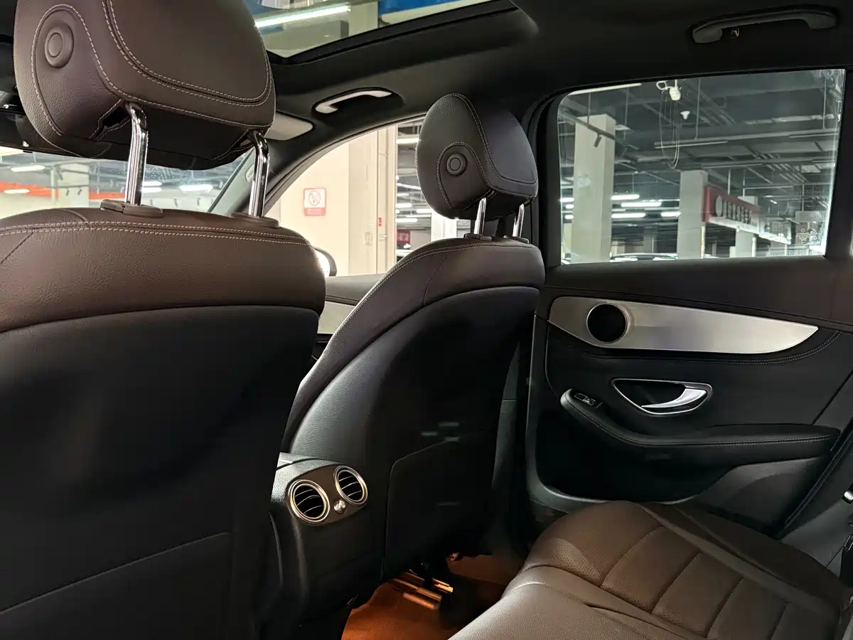 Mercedes-Benz GLC 2018 GLC 200 4MATIC фото 6