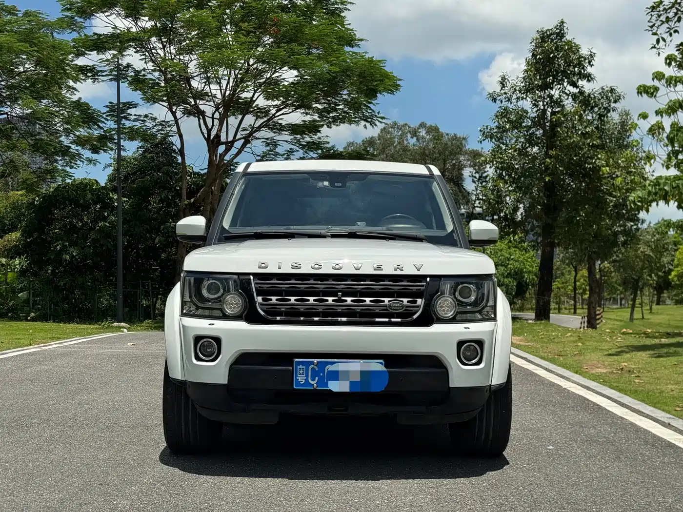Фото 2 - Land Rover Discovery