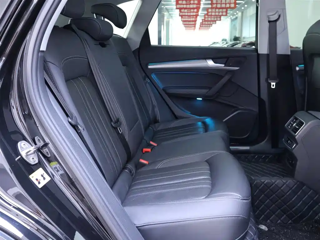 Audi Q5L 2021 40 TFSI Fashion Elegance фото 22