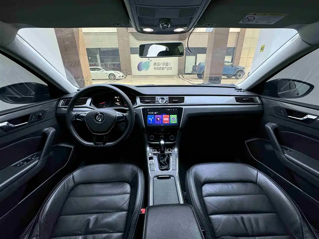 Volkswagen Passat 2017 330TSI DSG Prestige фото 9