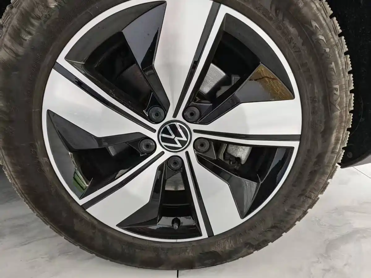 Volkswagen Tharu 2021 Model 280TSI 2WD Luxury Edition фото 9
