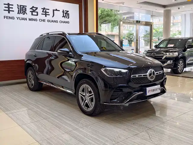 Mercedes-Benz GLE 2024 GLE 450 4MATIC Fashion — фото 3