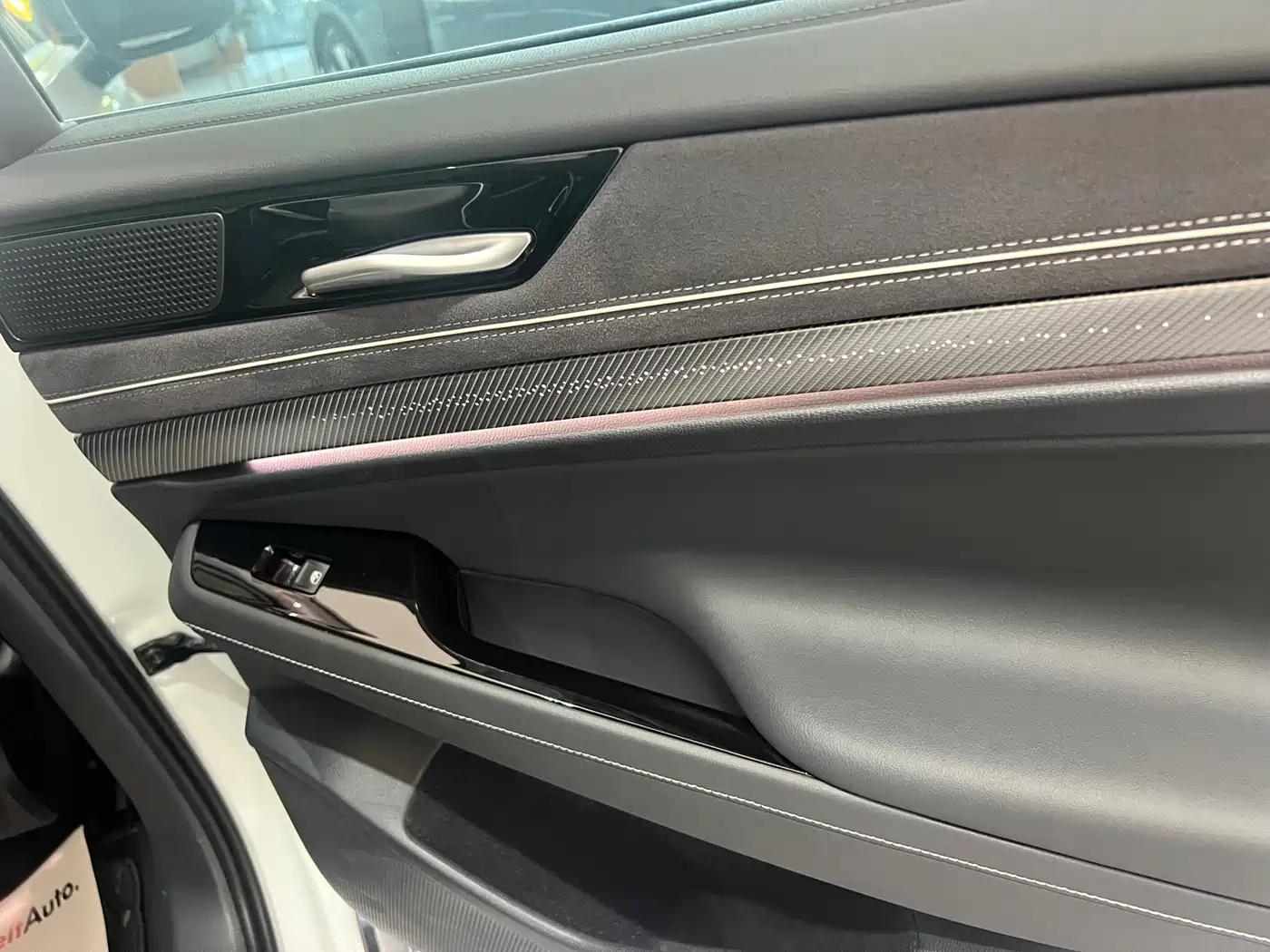 VOLKSWAGEN ID.7 VIZZION