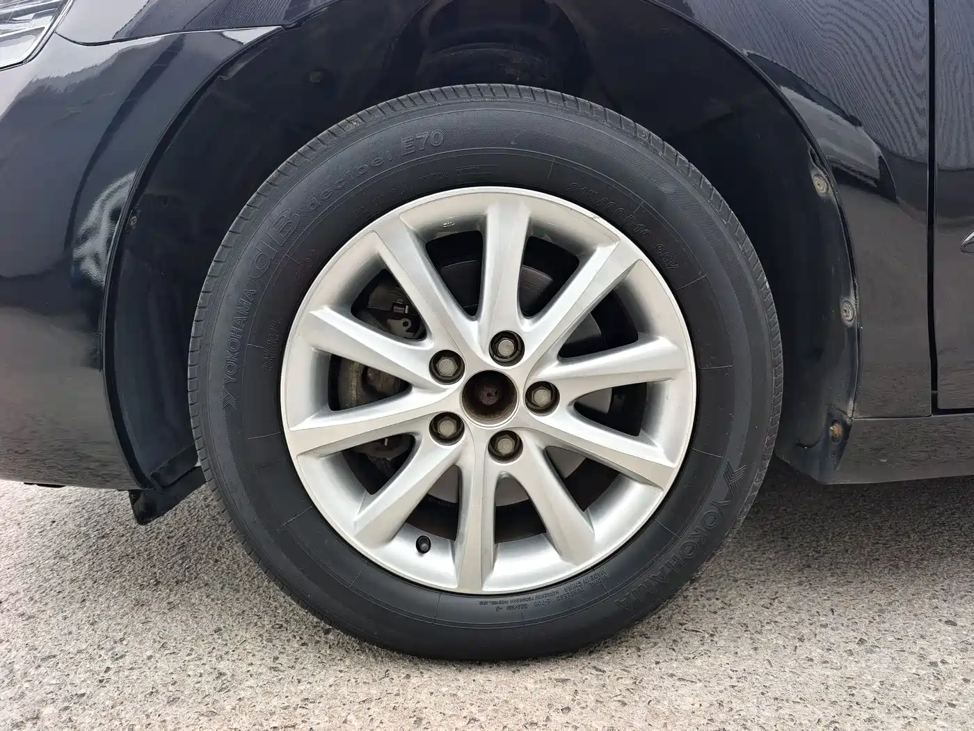 Toyota Camry 2013 200E Classic Elite Edition фото 11