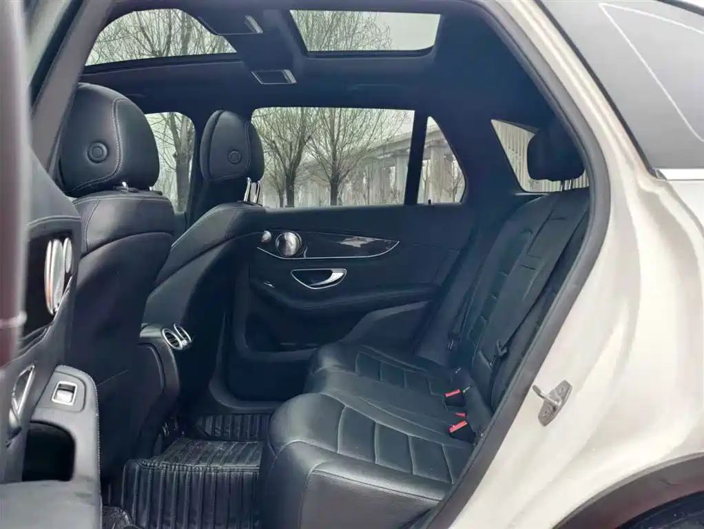 Mercedes-Benz GLC 2019 GLC 260 4MATIC Dynamic фото 6