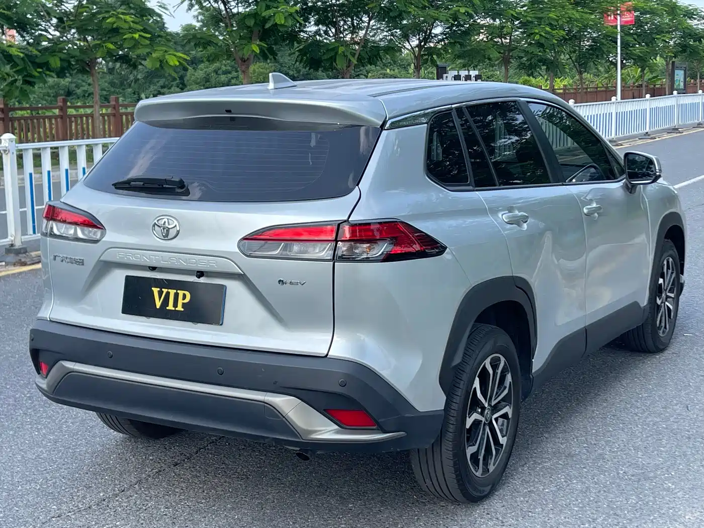 Фото 6 - Toyota Frontlander