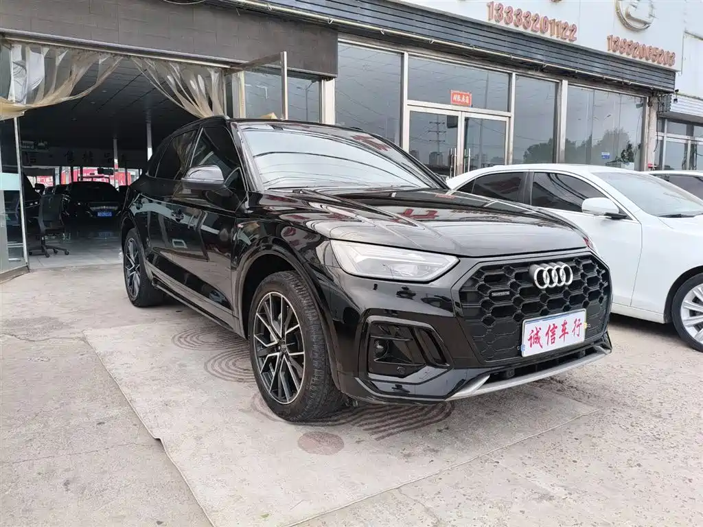 Audi Q5L 2023 40T Luxury Dynamic фото 3