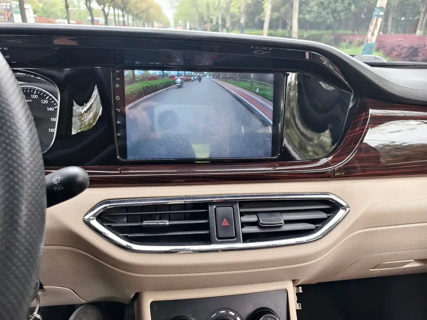 CHANGAN CROSS STAR V5