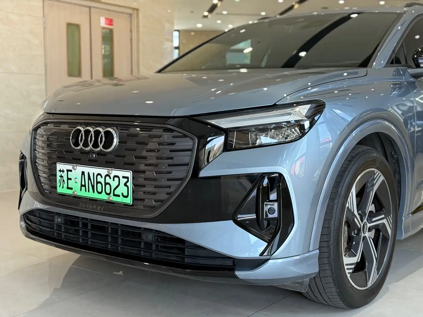 Audi Q4 e-tron 2023 40 e-tron Creation Night Edition фото 4