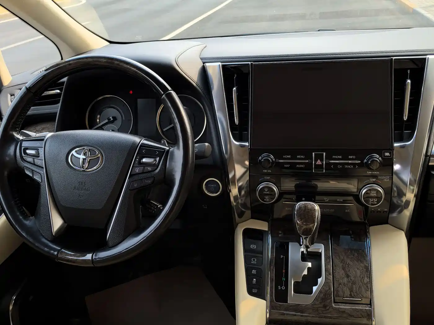 Toyota Vellfire 2021 Crown Hybrid 2.5L HV Supreme Edition фото 13