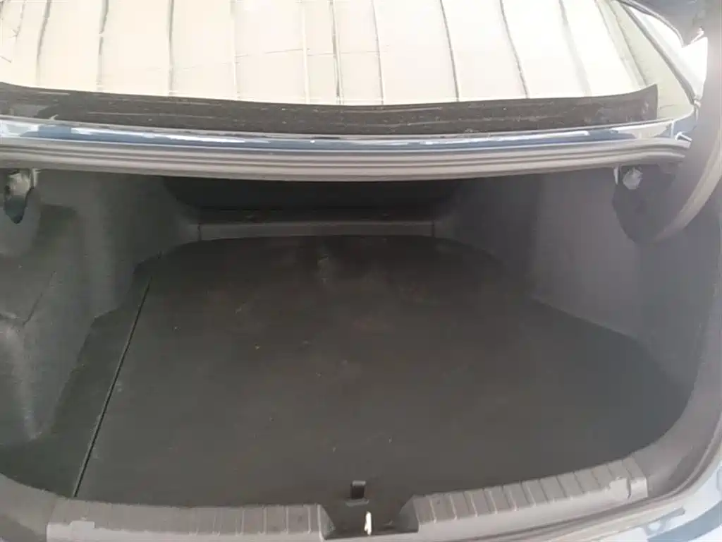Geely Galaxy Galaxy A7 2025 EM-i 150km Premium Edition фото 19