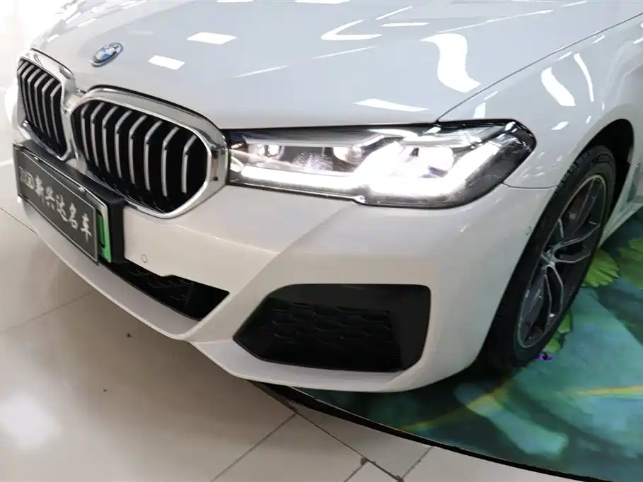 BMW 5 Series New Energy 2023 2022 535Le M Sport Package