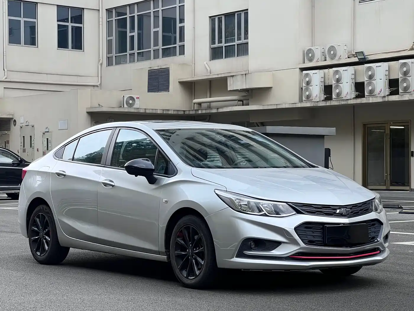 Chevrolet Cruze 2018 Redline 320 Automatic Urban Edge Edition фото 3