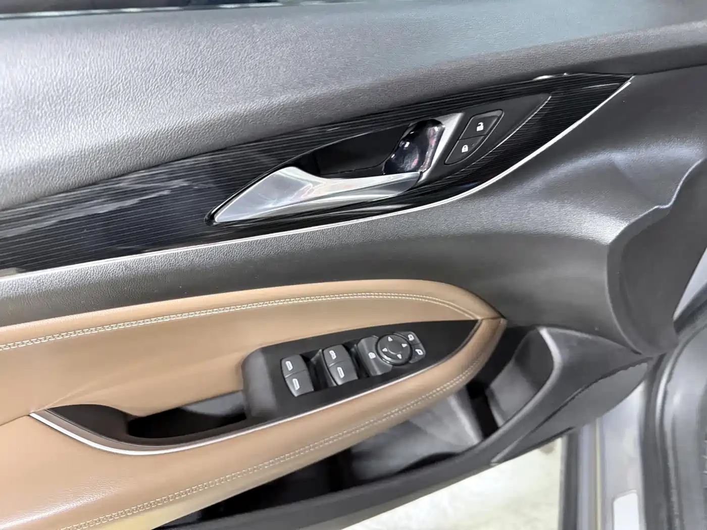 Buick Regal 2017 20T Elite Type фото 10