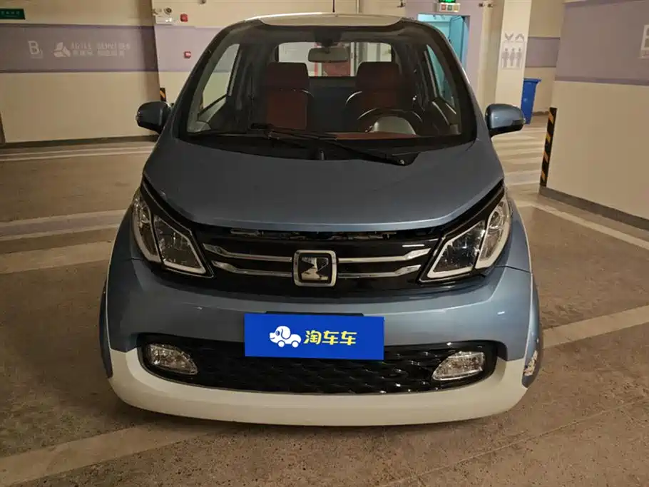 ZOTYE E200