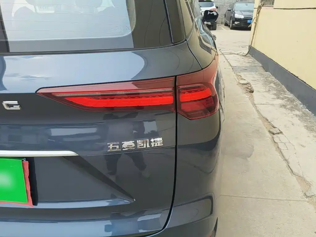 Wuling Motors Wuling Victory 2021 2020 1.5T CVT Flagship