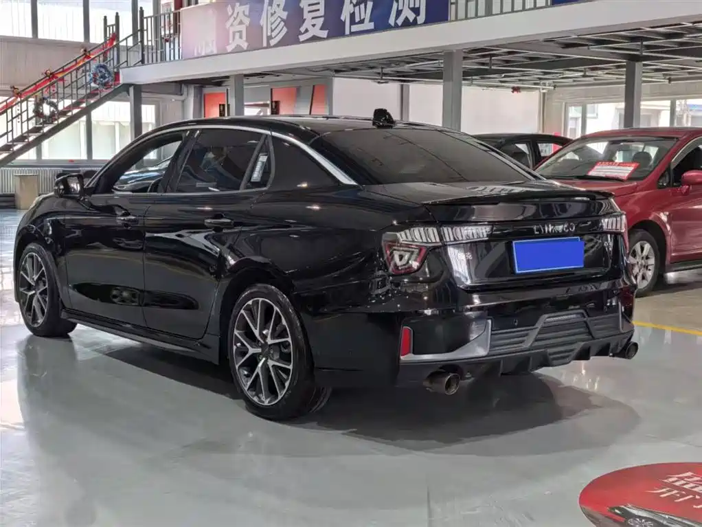 Lynk & Co 03 2018 1.5TD DCT Power Pro Version China V фото 8