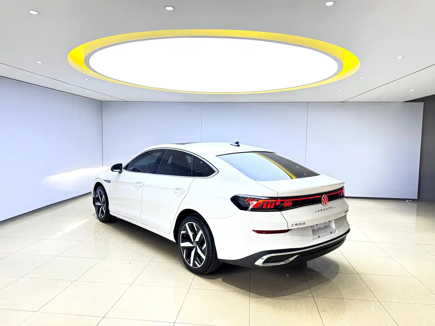 Volkswagen Lamando 2022 Lamando L 280TSI DSG Cool Edition фото 4