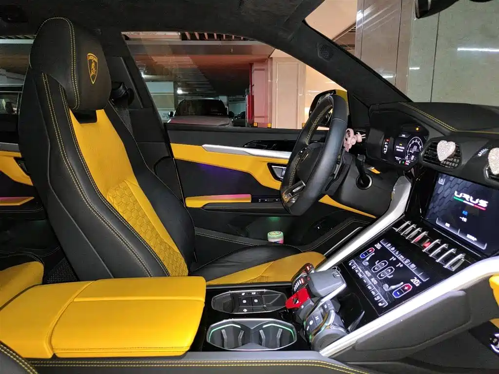 Lamborghini Urus 2021 4.0T V8 фото 12