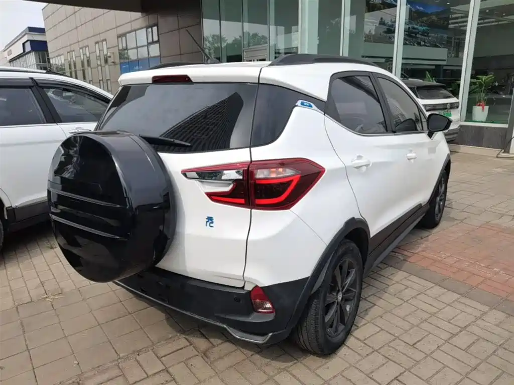 BYD Yuan New Energy 2019 EV360 Smart Connect Premium Edition фото 7