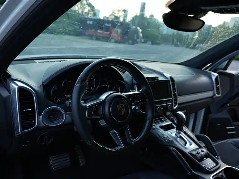 Porsche Cayenne 2016 Cayenne GTS 3.6T фото 11