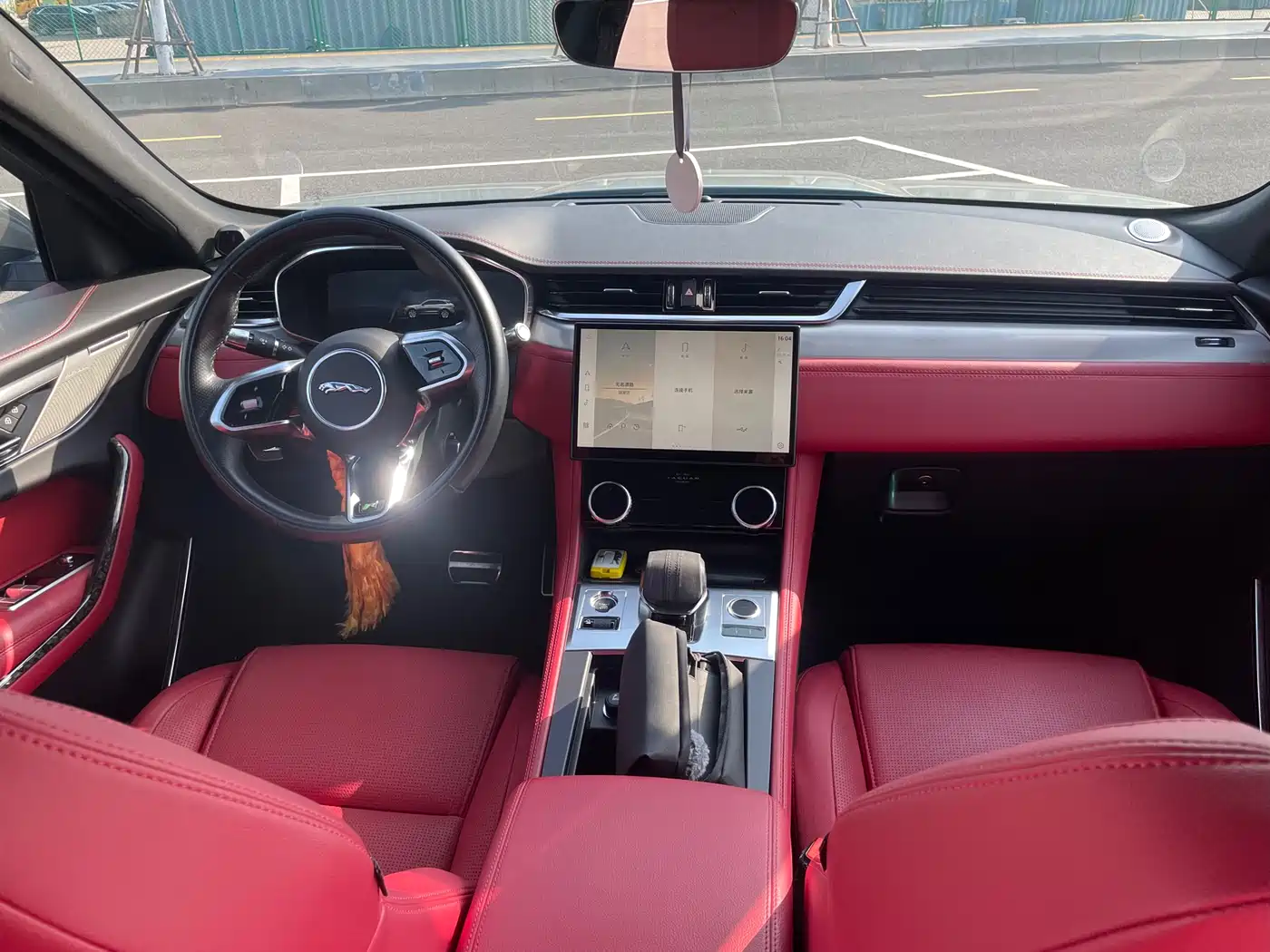 Jaguar F-PACE 2022 Model P340 R-Dynamic SE фото 9