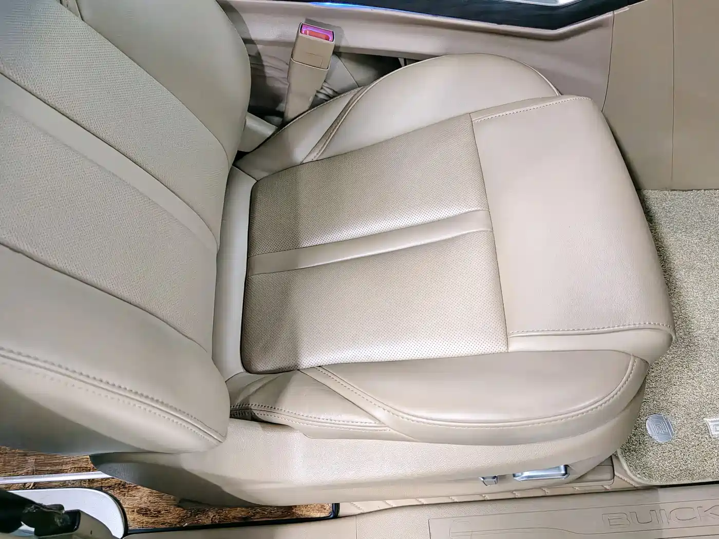 Buick GL8 2021 ES Landlord 653T Luxury фото 11