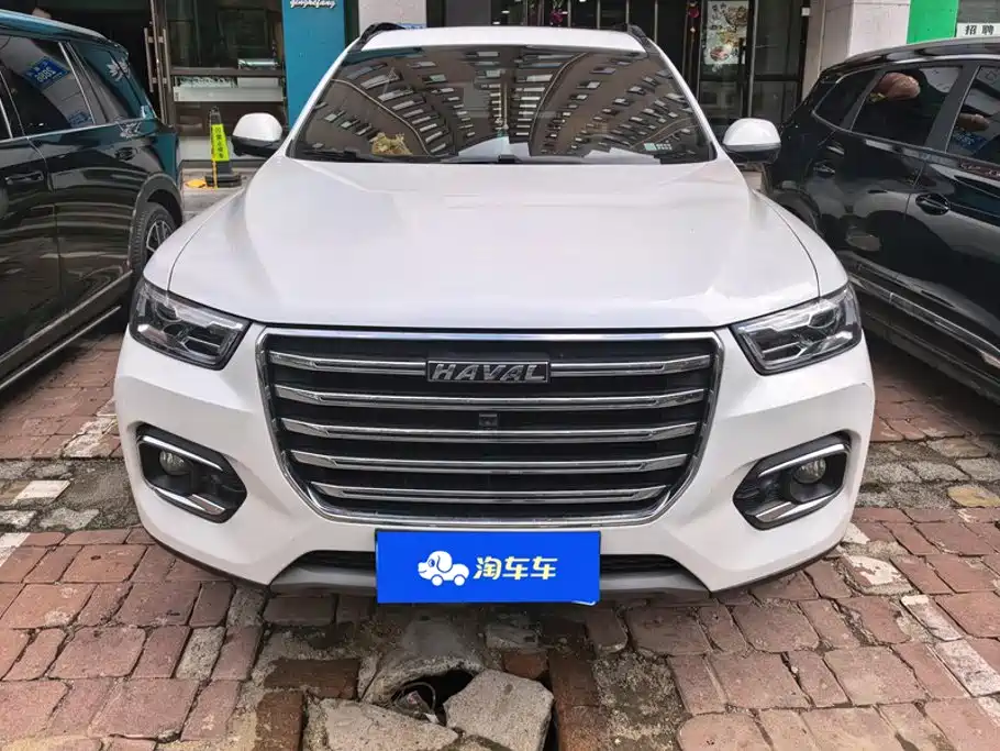 Photo 2 - Haval H6