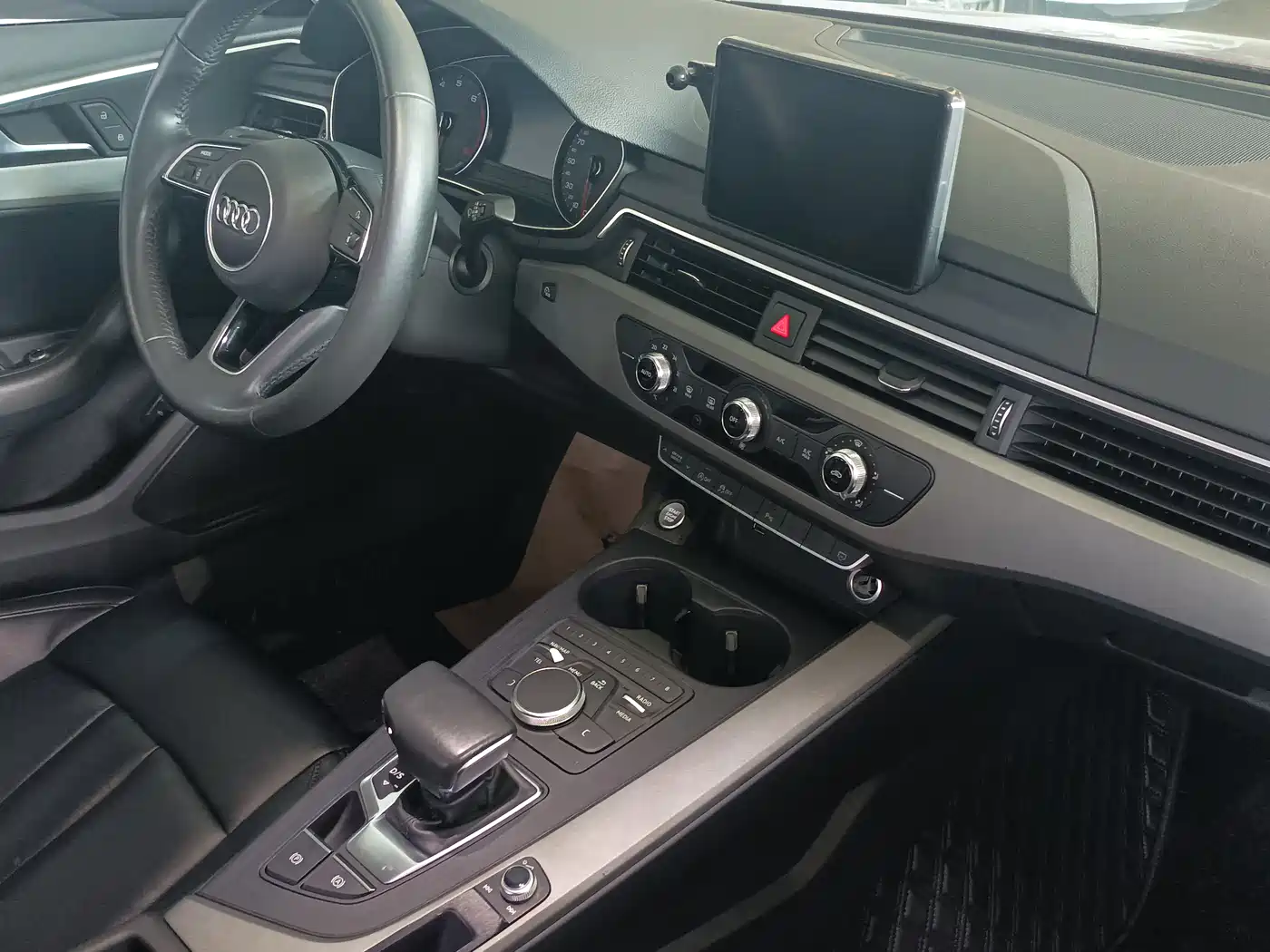 Audi A4L 2019 40 TFSI Progressive (China VI) фото 11