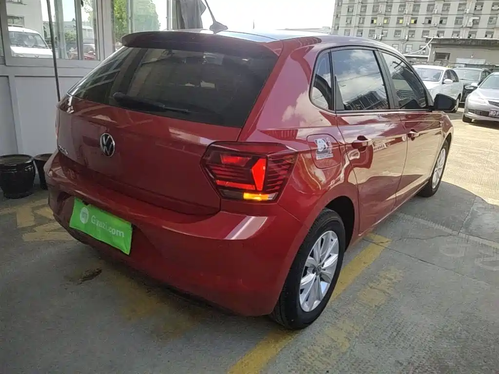 Volkswagen Polo 2021 Plus 1.5L Automatic Colorful Tech Edition фото 7