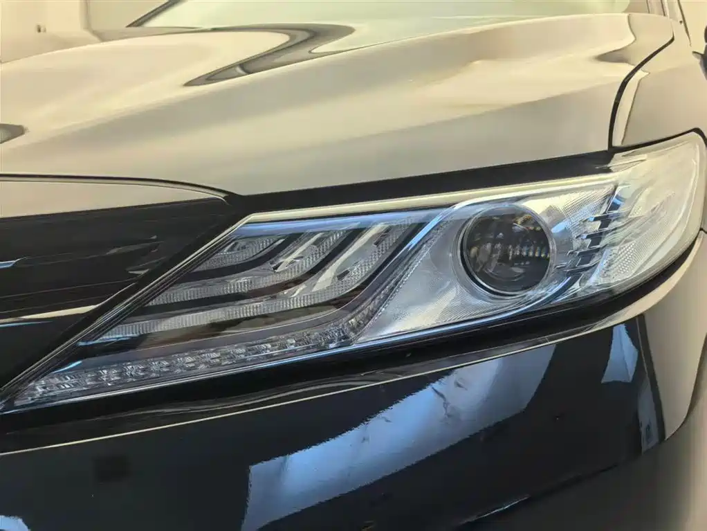 Toyota Camry 2019 Hybrid 2.5HG Luxury Edition China V фото 5