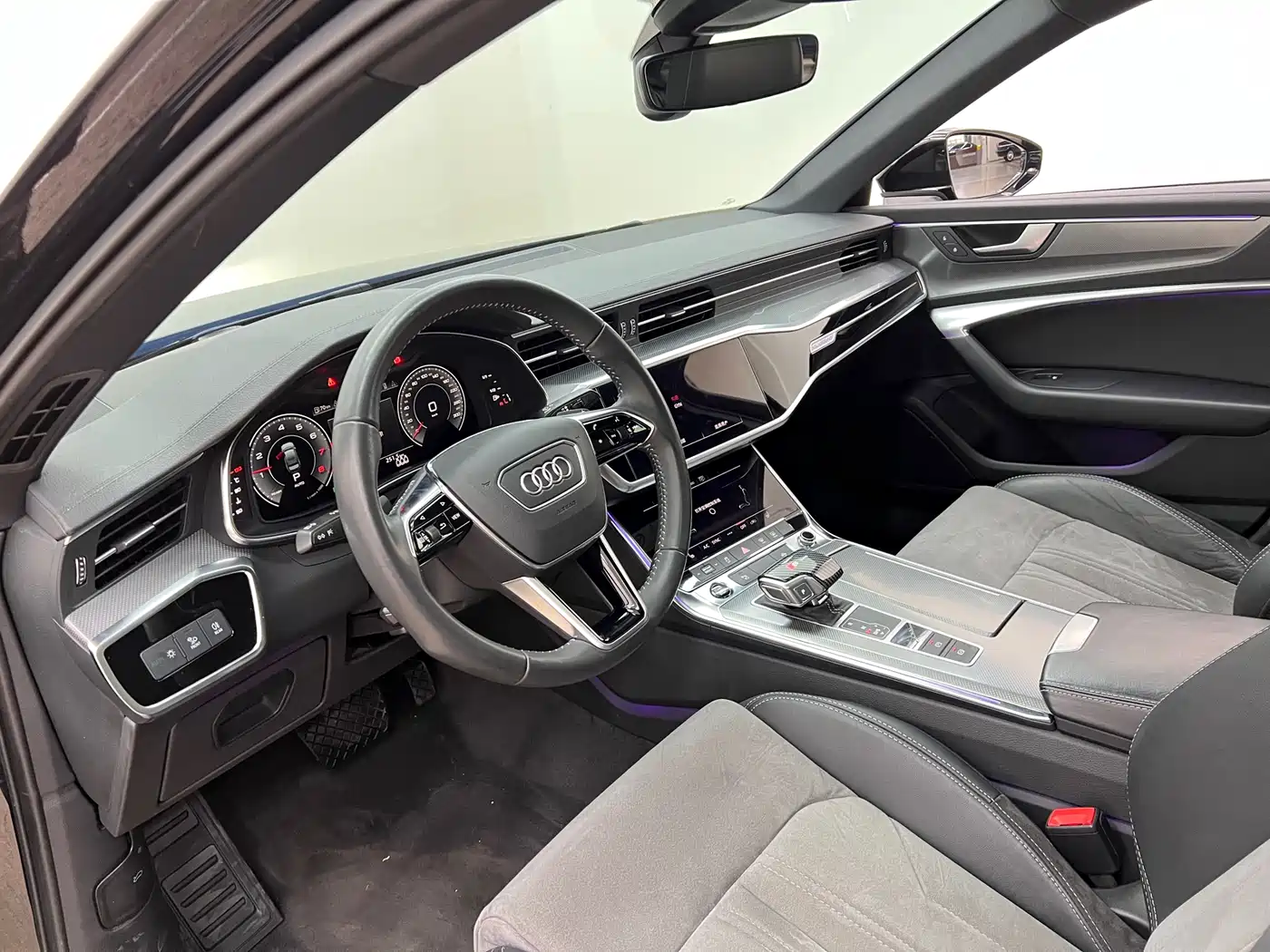 Audi A6L 2021 45 TFSI quattro Exclusive Sport фото 7