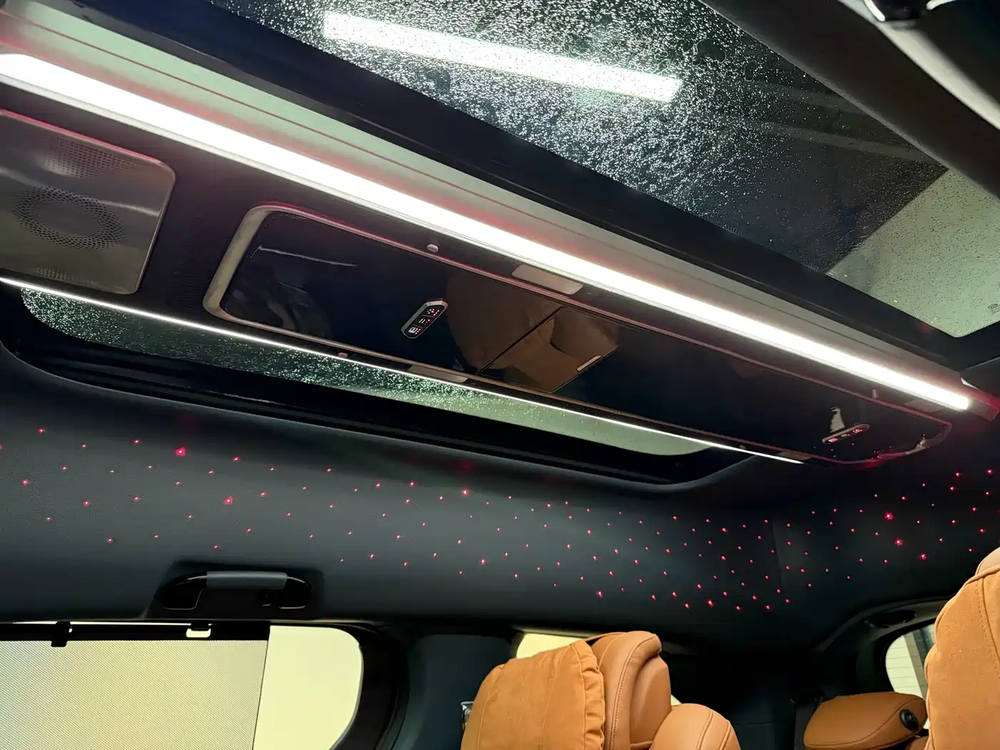 Toyota Granvia 2026 Model 2.5L Hybrid Luxury Edition фото 16