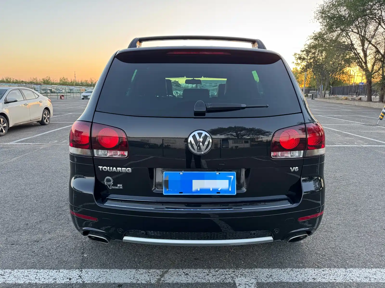 Фото 3 - Volkswagen Touareg