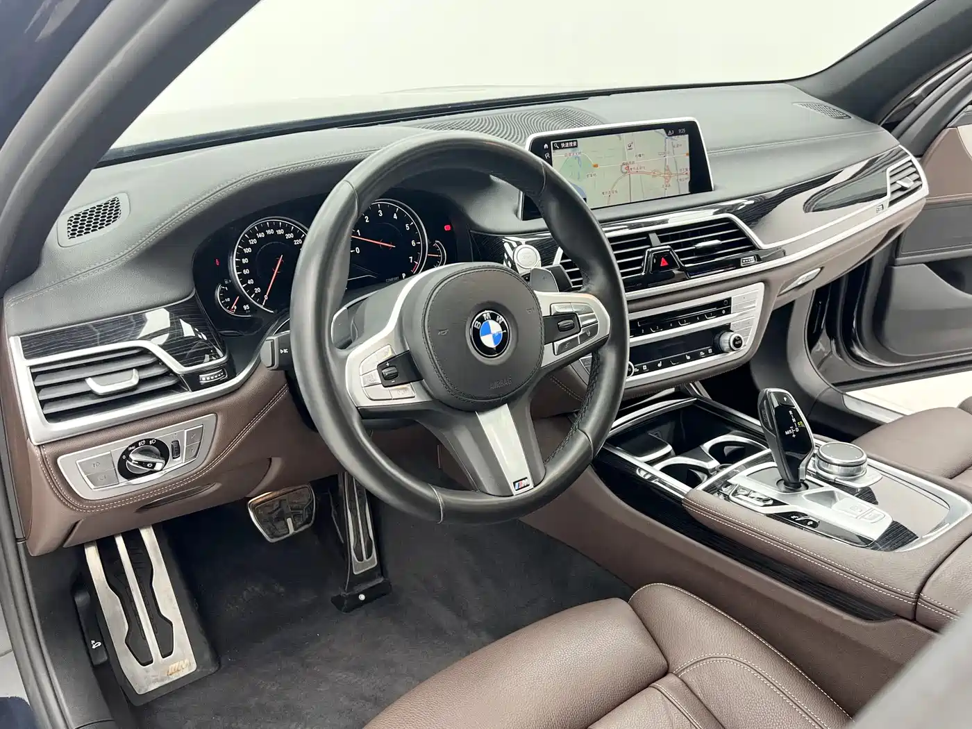 BMW 7 Series 2018 730Li Leading Type M Sport Package фото 8