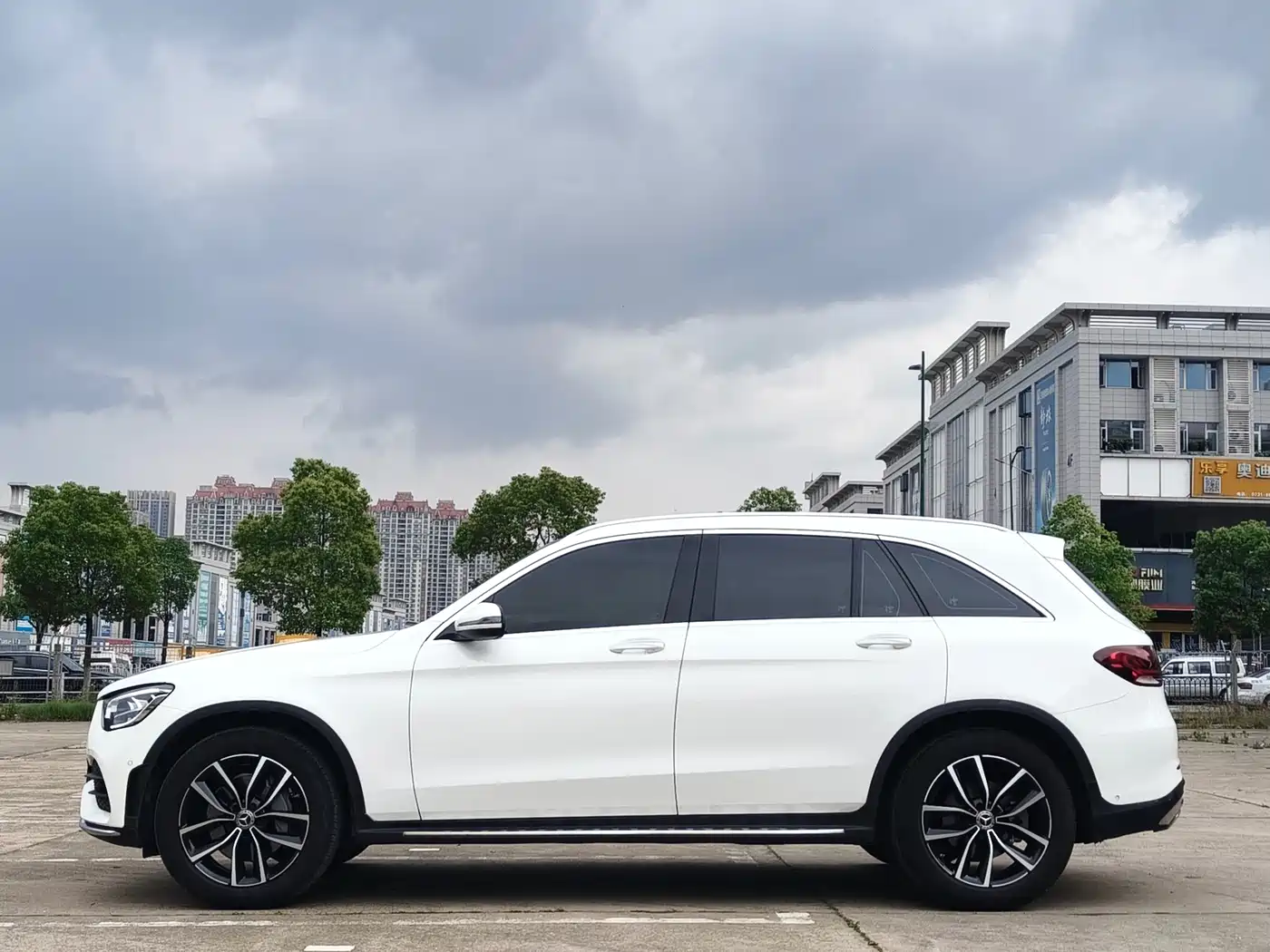 Mercedes-Benz GLC 2021 GLC 260 L 4MATIC Luxury фото 17