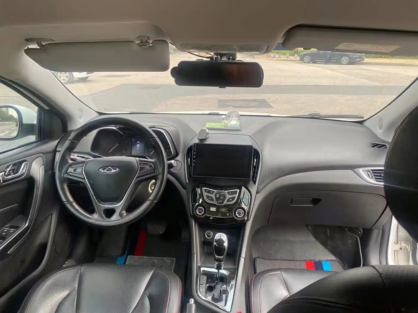 Фото 8 - Chery Arrizo 5