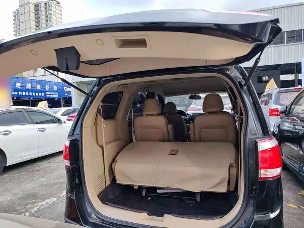 Baojun 730 2015 2014 1.5L Manual Comfort ESP Edition 7-Seater