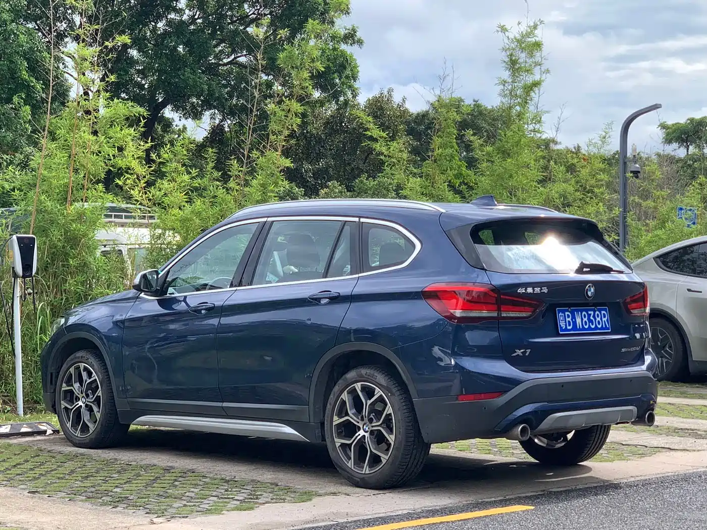 BMW X1 2022 sDrive20Li Premium фото 5