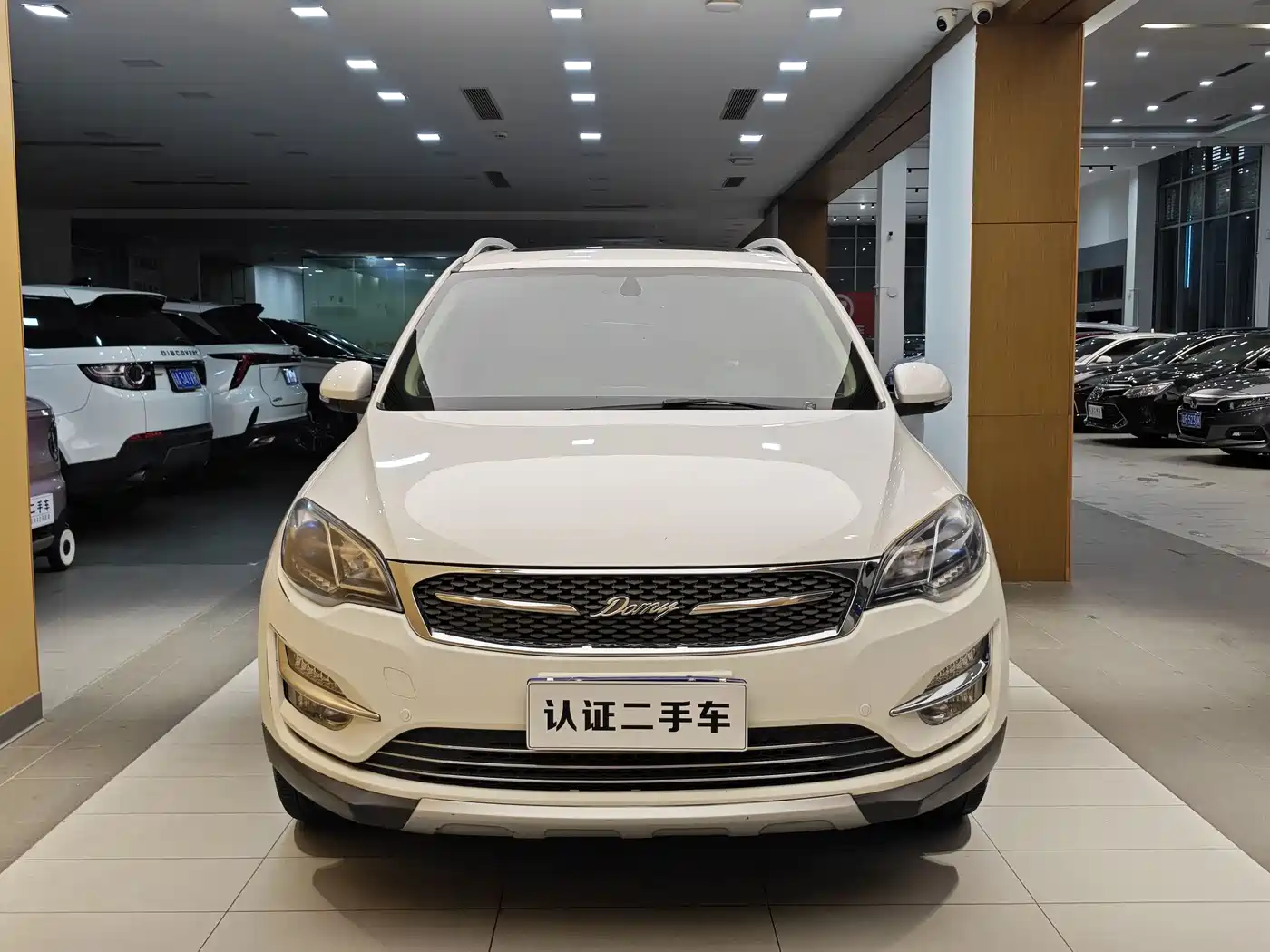 Zotye Damai X5 2016 2017 Upgrade 1.5T CVT Magistrate